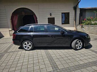 Škoda Octavia Combi 2.0 TDI DSG F1 Style ACC DVD Canton Weba - 5