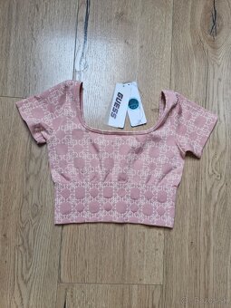NOVE Guess, Marciano tricko, crop top XS -M - 5