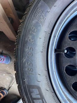 Predám zimné pneumatiky Michelin na diskoch - 5