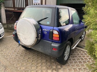 Toyota rav 4x4 - 5