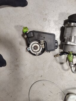 Klimakompresor a servocerpadlo Citroen Xsara picasso 2,0HDi - 5