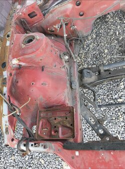 Karoséria 200sx S13 na časti / rozpílenie - 5