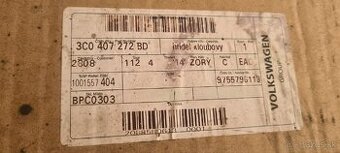 Predám pravú poloos VW AG - 5