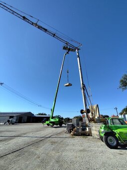 Teleskopický nakladač Merlo 40.25 - 5