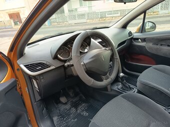 Peugeot 207 1,4 - 5