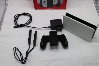 Nintendo Switch OLED biela (CIB) - 5