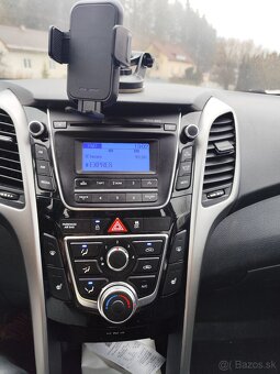 Hyundai i30 1.6 nafta - 5