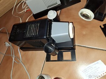 Staré diaprojektory - 5