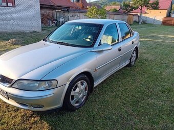 Opel Vectra 1.8 benzín 16V - 5