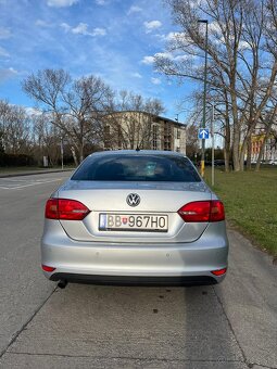 Volkswagen Jetta sedan 1.6 TDI, Diesel - 5
