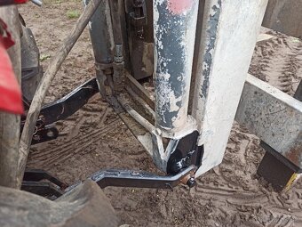 Veža zdviž za traktor trojbod - 5