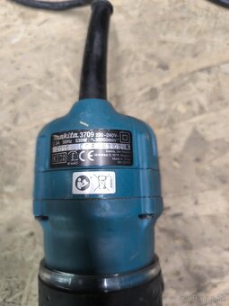 Makita 3709 - 5