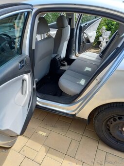 Volkswagen passat b6 - 5