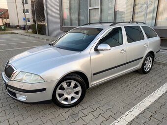 ŠKODA OCTAVIA COMBI 2.0 TDI 103KW ELEGANCE - 5