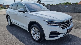 Volkswagen Touareg 3.0TDI 4x4 Tiptronic za 31.990 € - 5