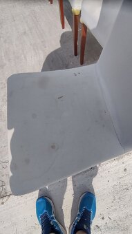 Predám 6 x stoličky cena 60 eur spolu. - 5