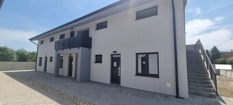 NOVÉ SKOLAUDOVANéE 3 IZBOVÉ BYTY V JANÍKOCH - 5