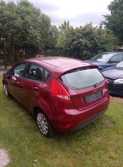 Ford Fiesta 1.2516v 60kw rok 2010 Trend - 5