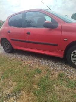 Predám Peugeot 206 - 5