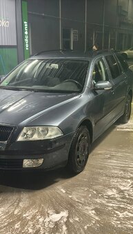 Octavia 2 1.9 TDI - 5