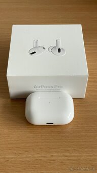 Apple AirPods pro (1 gen.) - 5