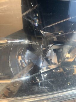 predni led svetlo xenon skoda scala leve levy - 5