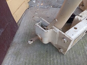 Rýchloupínak na malotraktor - 5