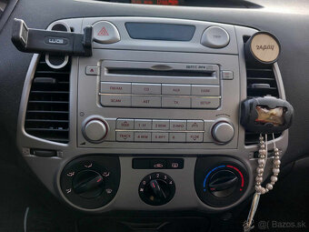 Hyundai i20 1,2i-16v Comfort M2010 naj.91362km - 5