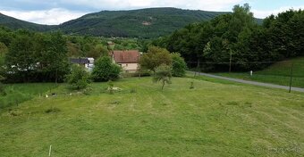 Stavajte okamžite -pozemok s povolením a prípojkami - 5