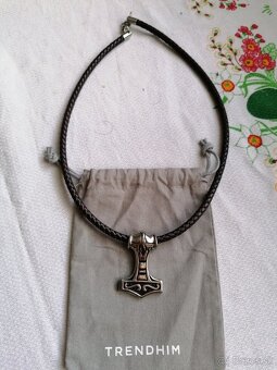 Predám vikingsky náhrdelník Thorove kladivo Mjölnir - 5