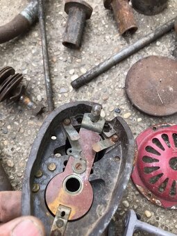 Jawa 250/350 Perák zbytky z renovácie - 5