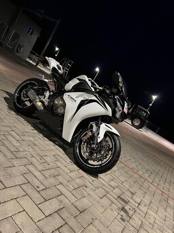 Honda CBR 1000rr SC59 131kW - 5