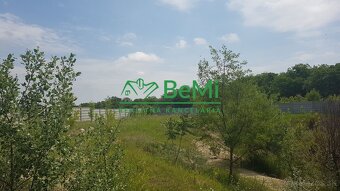 POZEMOK s jazerom...4093m2...Veľké Úľany (168-14-DARE) - 5
