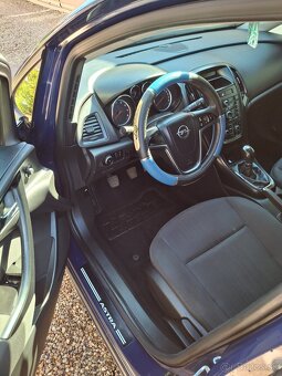 Predám opel astra 2012 - 5
