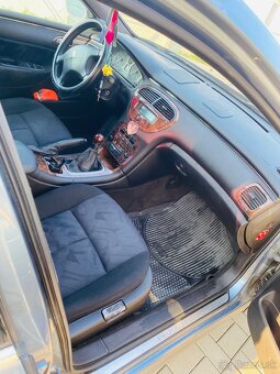 Peugeot 607 - 5