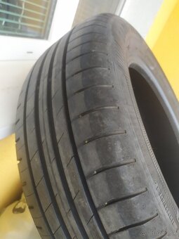 GOODYEAR, 215 / 65 R 16 - 5