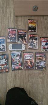 Ps5 ovladač psp hry k nemu - 5