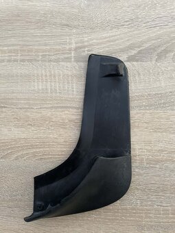 Zásterky kolies Audi A8/S8 D2
Cena:65eur - 5