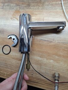 Bateria Kludi so senzorom - 5