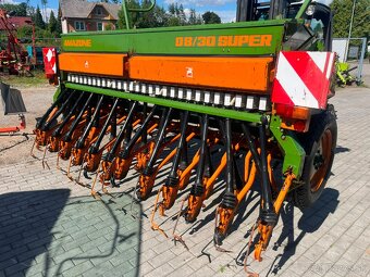 Secí stroj AMAZONE D8-30 3m - 5