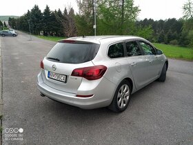 Opel Astra sports tourer - 5
