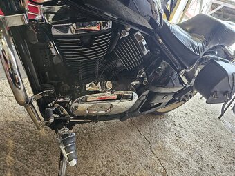 Kawasaki VN 800 - 5