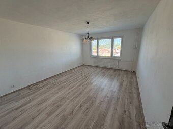 Priestranný 3 izb ,,štvorizbový,, byt ul. Komenského – ideál - 5