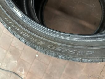 Pirelli P Zero letné r21 - 5