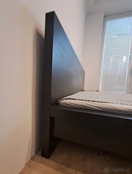 Posteľ + nočný stolík - 5