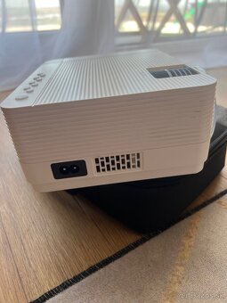 Mini projektor VANKYO LEISURE 470 W - 5