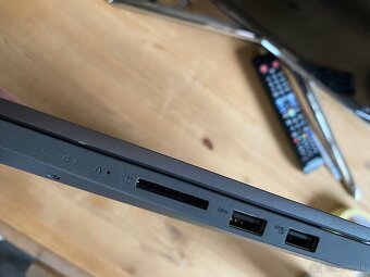 Notebook Lenovo i5-1035G1,8GBDDR4,IntelUHD,512GBSSD - 5