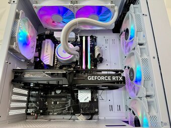 ⭐️ Ryzen 7 9800x3D, RTX 4070 Super 12GB, 32GB RAM, 1TB, 850W - 5