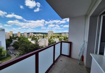 PREDAJ - 1 izbový byt s balkónom v mestskej časti Dúbravka n - 5