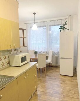 3-izbový byt vo výbornej lokalite v Šali na PREDAJ - 5